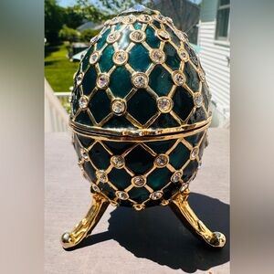 Vintage musical faberge egg with rhinestone